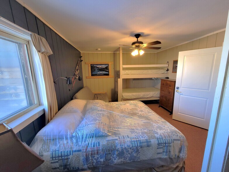 More Photos Of 7526 County Road 50, Center Hospitality For Sale