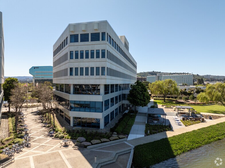 More Photos Of 255 Shoreline Dr, Redwood City Office For Lease