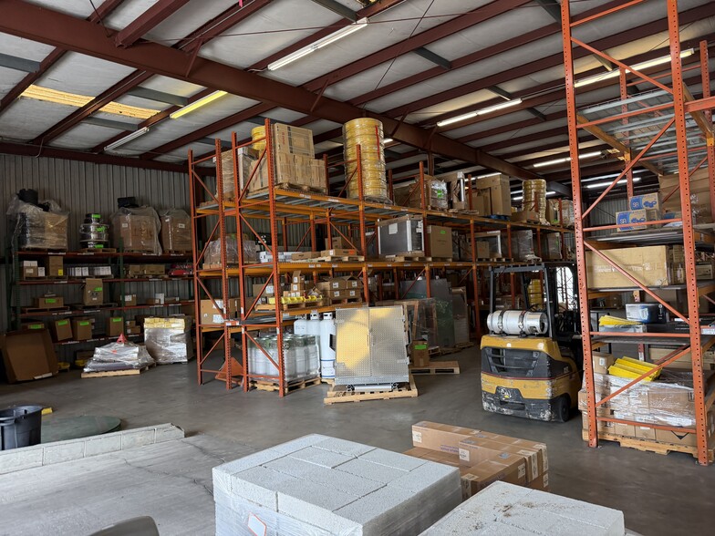 More Photos Of 229 SW 54th Ct, Ocala Distribution For Lease