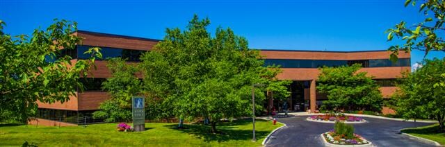 More Photos Of 463 Mountain View Dr, Colchester Office For Lease