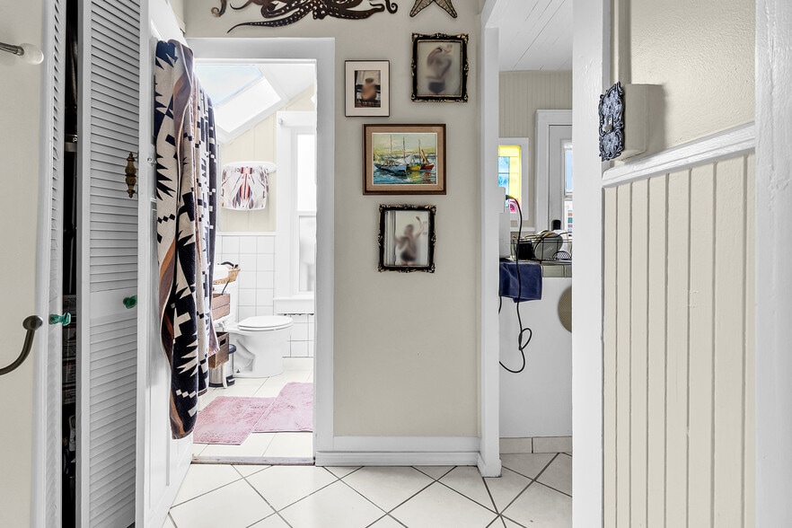 More Photos Of 883 Lighthouse Ave, Monterey General Retail For Sale