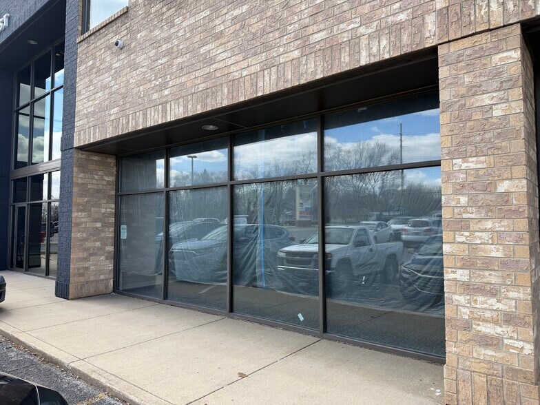 More Photos Of 2300 Cline Ave, Schererville Health Club For Lease