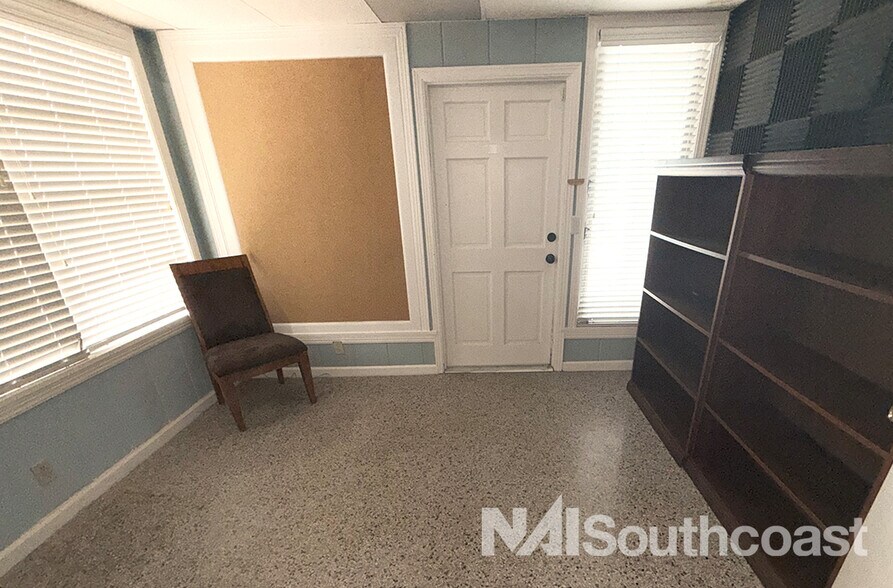 More Photos Of 218 SE Osceola St, Stuart Office For Lease