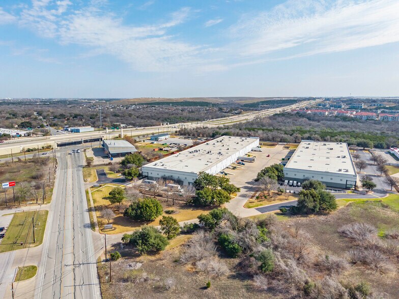 More Photos Of 8291 Springdale Rd, Austin Unknown For Lease