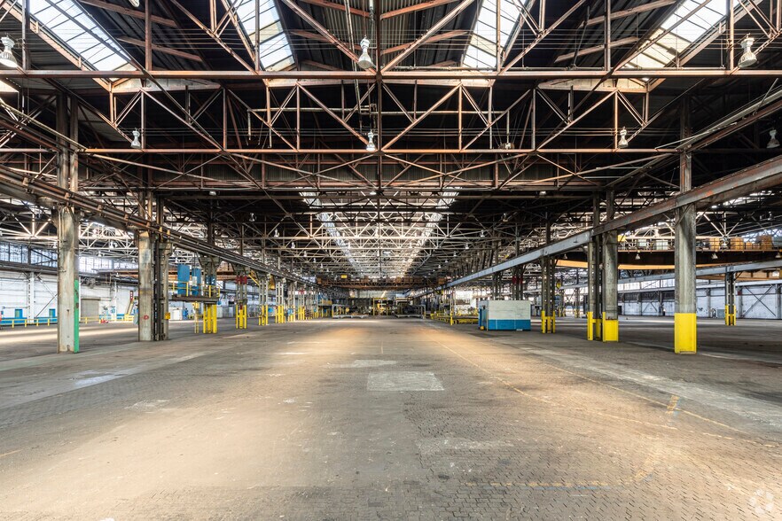 More Photos Of 1954 Halethorpe Farms Rd, Halethorpe Manufacturing For Lease