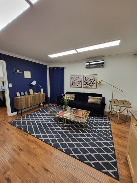 More Photos Of 13308 76th Ave, Surrey Warehouse For Sale