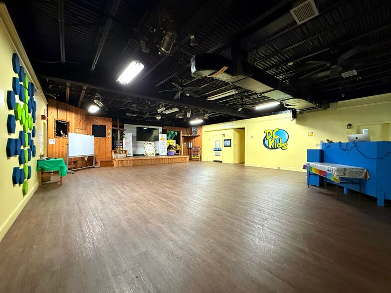 More Photos Of 37511 Church Ave, Dade City Religious Facility For Sale