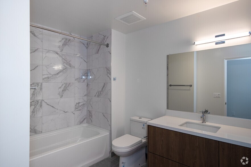 More Photos Of 801 S Berendo St, Los Angeles Apartments For Lease