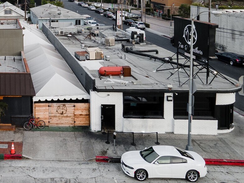 Primary Photo Of 13484 Washington Blvd, Marina Del Rey General Retail For Sale