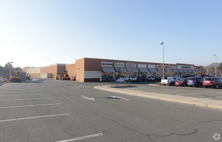 More Photos Of 200-210 Saratoga Rd, Glenville Unknown For Lease