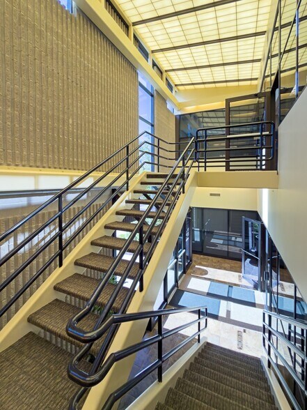 More Photos Of 176 N 2200 W, Salt Lake City Office For Sale