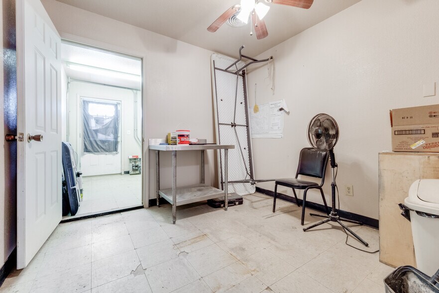 More Photos Of 8794 HWY 83, Briscoe General Retail For Sale