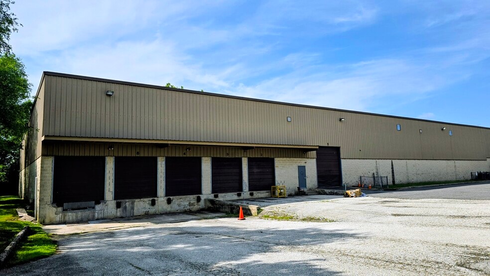 More Photos Of 801 Primos Ave, Folcroft Manufacturing For Lease