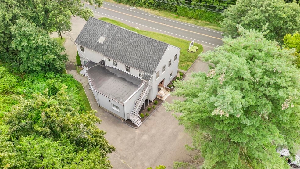 More Photos Of 276 Main St, Farmington Medical For Sale