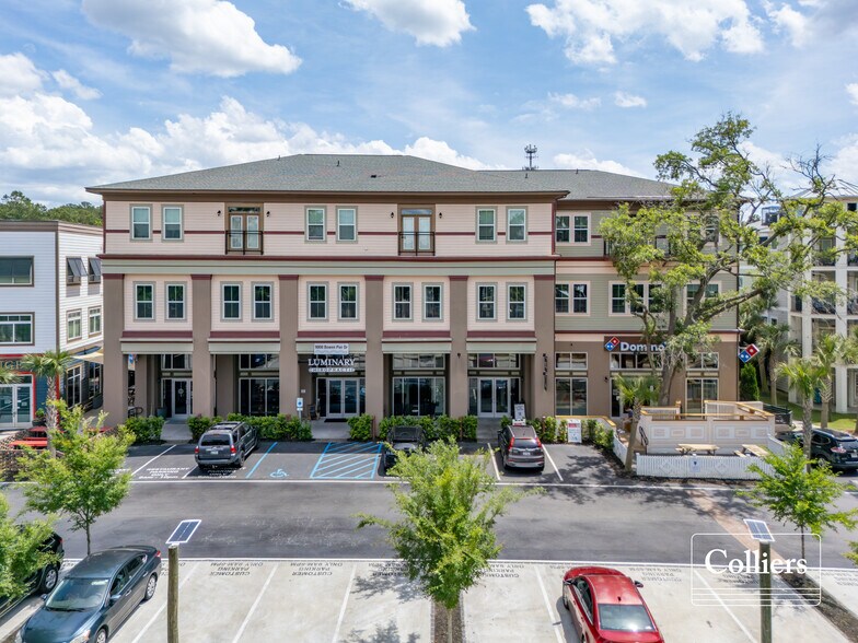 More Photos Of 9000 Bowen Pier Dr, Hanahan Storefront Retail Office For Lease