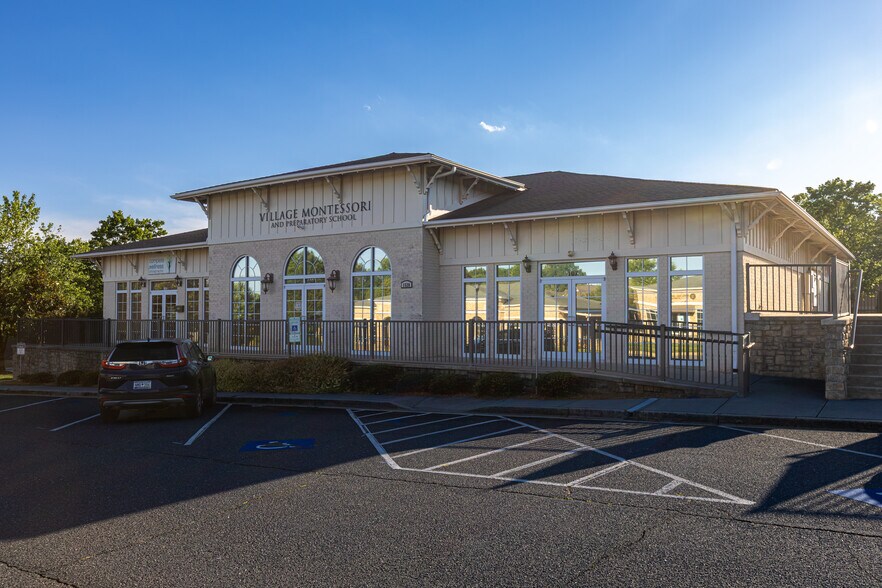 More Photos Of 1520 Onyx Rdg, Fort Mill Medical For Lease