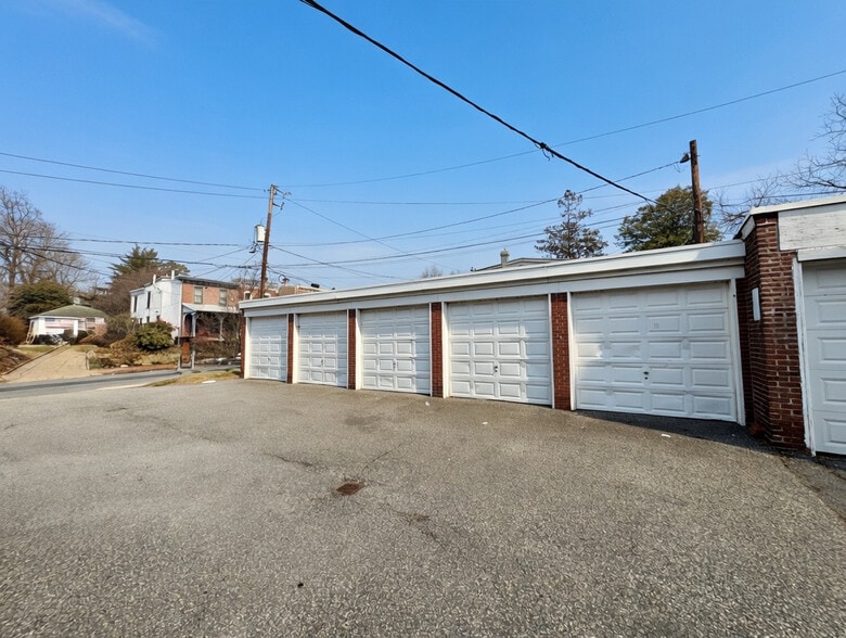 More Photos Of 131 W 18th St, Wilmington Multifamily For Sale