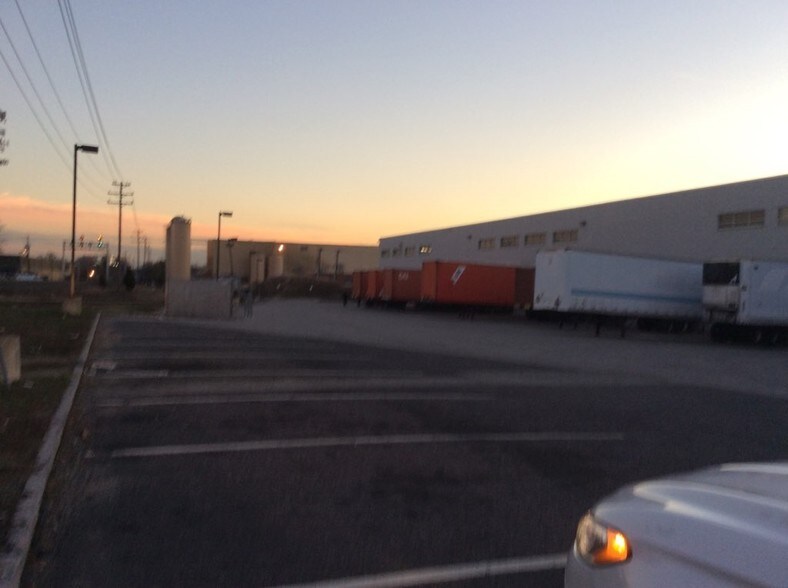 More Photos Of 17-09 Zink Pl, Fair Lawn Manufacturing For Sale