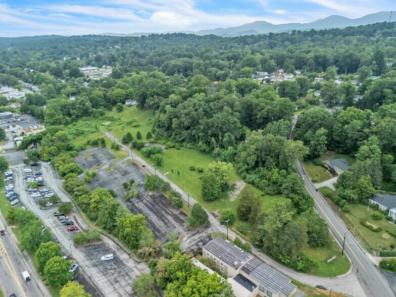 More Photos Of 203 Michigan Ave, Oak Ridge Land For Sale