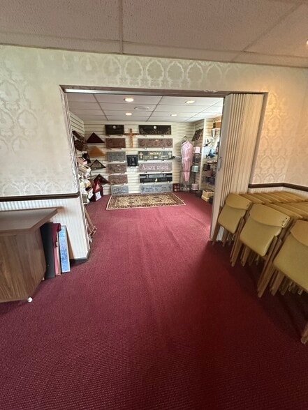 More Photos Of , Cleveland General Retail For Sale