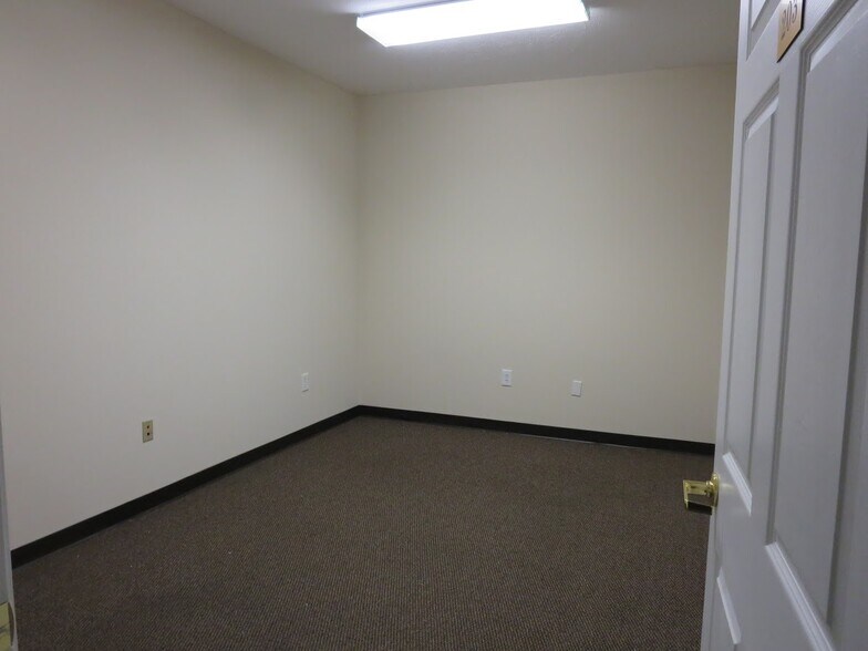 More Photos Of , Fayetteville Office For Sale