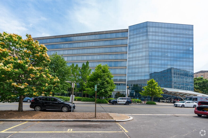 More Photos Of 600 Maryland Ave SW, Washington Unknown For Lease