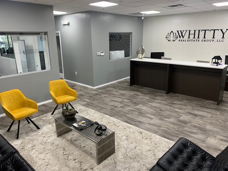 More Photos Of 7858 Turkey Lake Rd, Orlando Storefront Retail Office For Lease