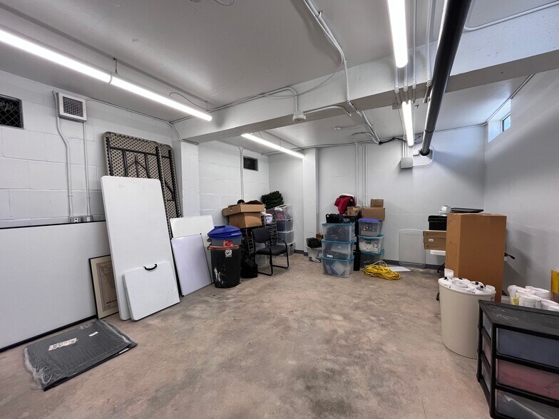 More Photos Of 102 N Munger St, Pasadena Office For Lease