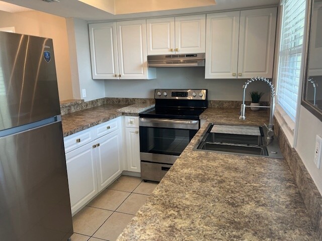 More Photos Of 1000 Shorewinds Dr, Hutchinson Island Apartments For Sale