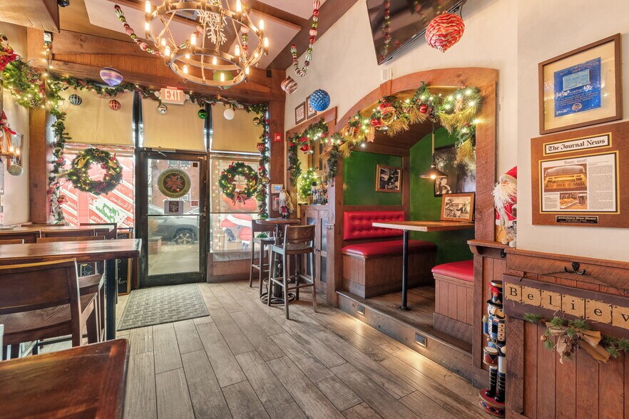 More Photos Of 192 Main St, Nanuet Freestanding For Sale