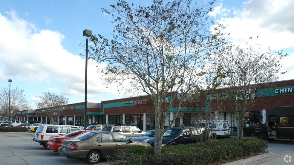 More Photos Of 4941 E Busch Blvd, Tampa Storefront For Lease