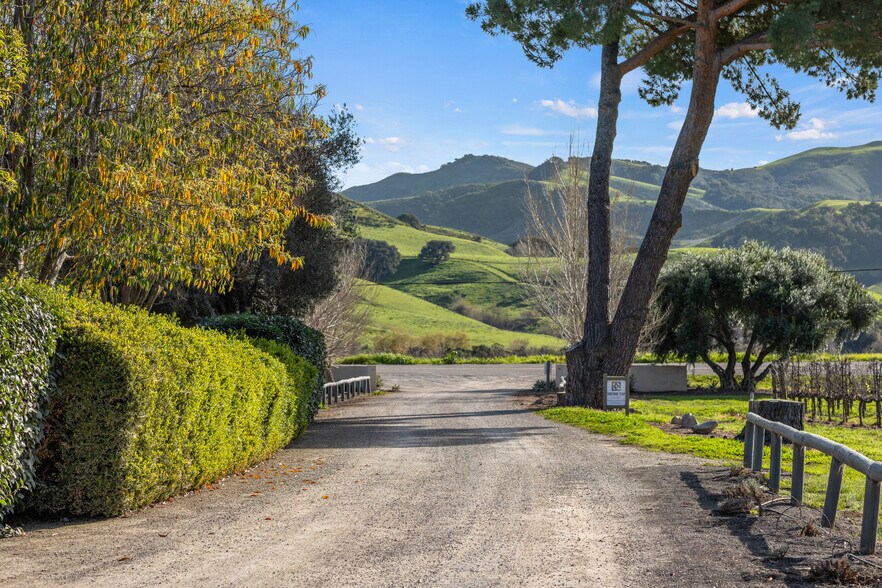 More Photos Of 6855 Santa Rosa Rd, Buellton Specialty For Sale