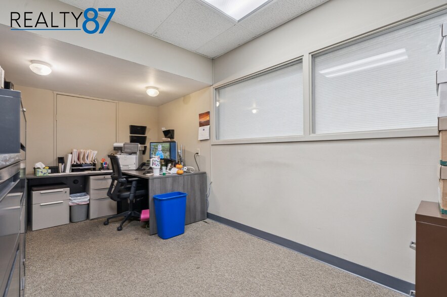 More Photos Of 724 3rd Ave SE, Cedar Rapids Freestanding For Sale