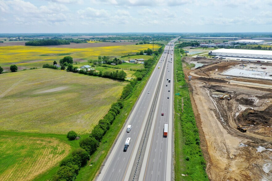 More Photos Of 300 E, Whiteland Land For Sale