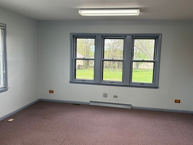 More Photos Of 1601 N IL Route 47, Woodstock Office For Sale