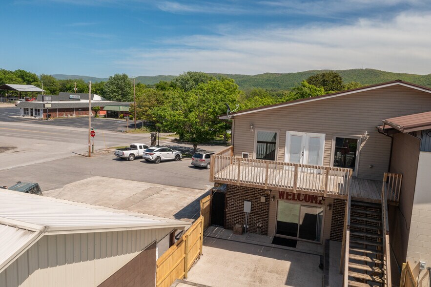 More Photos Of 3251 Main St, Pikeville Specialty For Sale