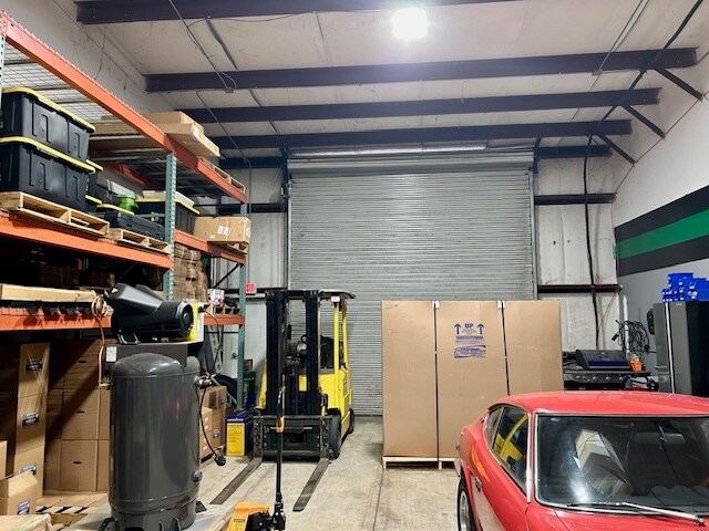 More Photos Of 85107 Commercial Park Dr, Yulee Warehouse For Lease