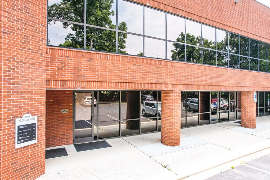 More Photos Of 1100 Kenilworth Ave, Charlotte Office For Lease