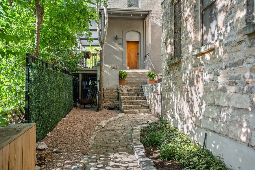 More Photos Of 702 San Antonio St, Austin Loft Creative Space For Sale