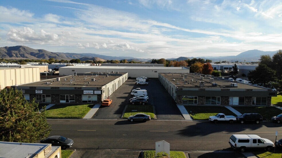 More Photos Of 385 Freeport Blvd, Sparks Light Distribution For Lease