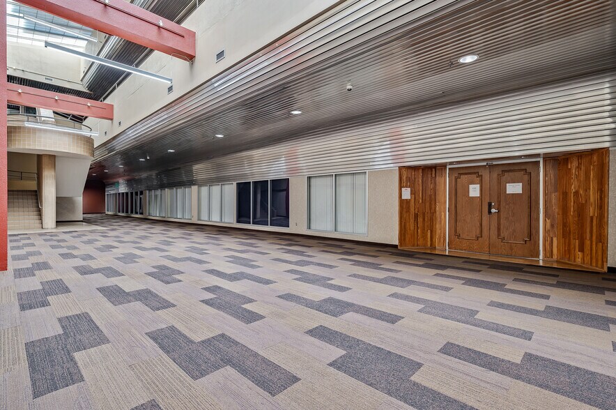 More Photos Of 250 2nd Ave S, Minneapolis Apartments For Lease