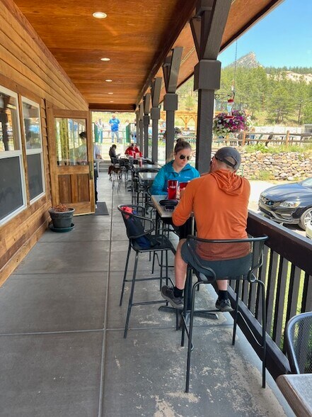 More Photos Of 16940 Pine Valley Rd, Pine Restaurant For Sale