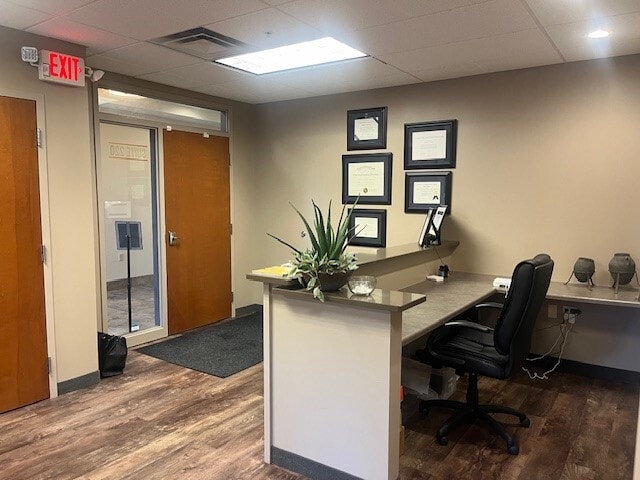 More Photos Of 100 Bradford Rd, Wexford Medical For Lease
