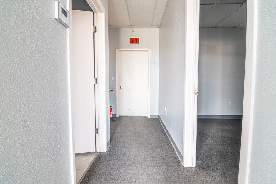 More Photos Of 5023 Princeton Ave, Midland Loft Creative Space For Lease