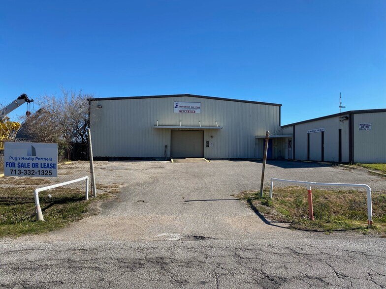 More Photos Of 2828 3rd Ave South, Texas City Warehouse For Lease