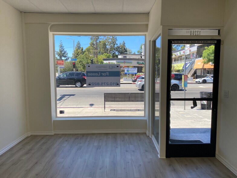 More Photos Of 12260-12268 Ventura Blvd, Studio City Storefront Retail Office For Lease