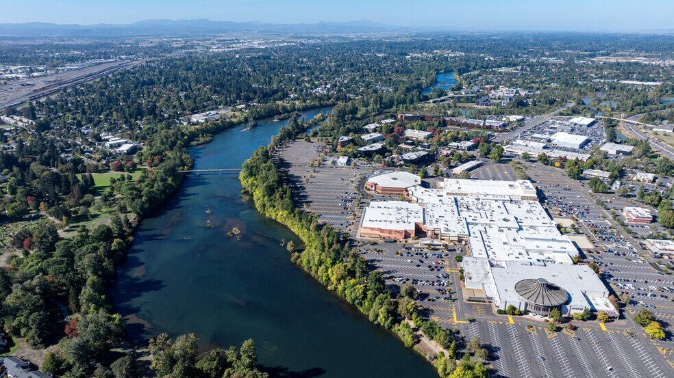 More Photos Of Valley River Center, Eugene Land For Sale