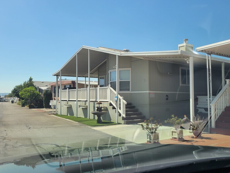 More Photos Of 21500 Lassen St, Chatsworth Manufactured Housing Mobile Home Park For Sale