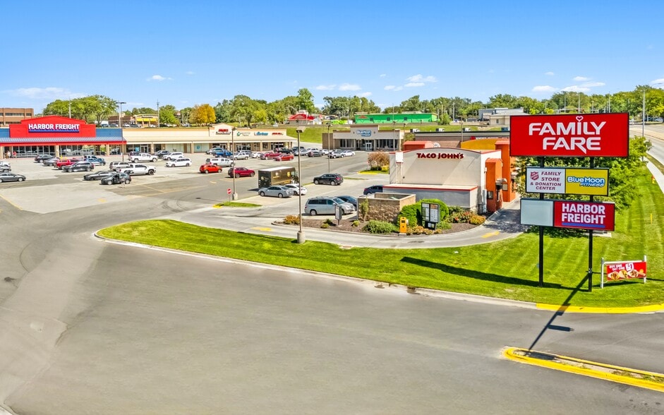 More Photos Of , Bellevue General Retail For Sale