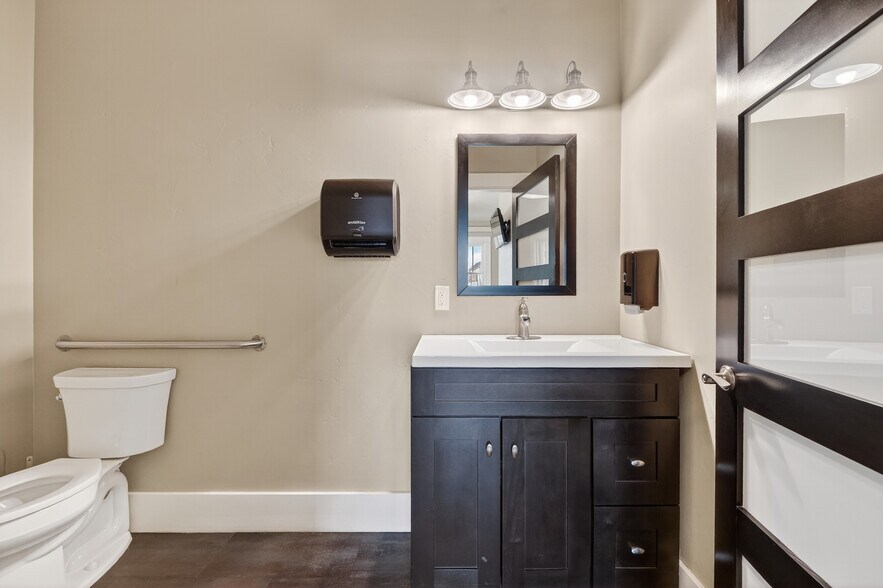 More Photos Of 104 W Ruby Ave, Gunnison Medical For Sale